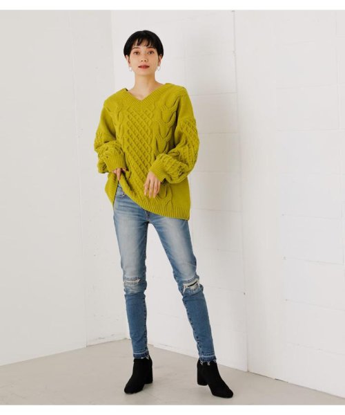 AZUL by moussy(アズールバイマウジー)/CHENILLE CABLE V／N KNIT TOPS/img18