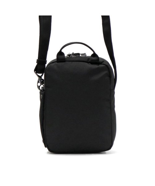 パックセーフ ショルダーバッグ Pacsafe メトロセーフ バーティカルクロスボディ ショルダー 小さめ 軽量 A5 6l タブレット 縦長 旅行 パックセーフ Pacsafe Magaseek