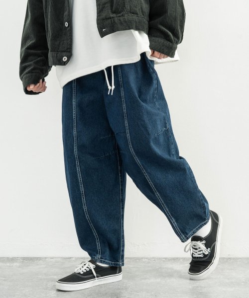 デニムパンツ メンズ ワイド ジーンズ バルーン シンプル カジュアル リラックス ゆったり テーパード 綿 コットン インディゴ 黒 ボタンフライ センターシ ロッキーモンロー Rocky Monroe Magaseek デニムパンツ メンズ ワイド ジーンズ バルーン シンプル カジュアル リラックス ゆったり テーパード 綿 コットン インディゴ 黒 ボタンフライ センターシ ロッキーモンロー Rocky Monroe Magaseek