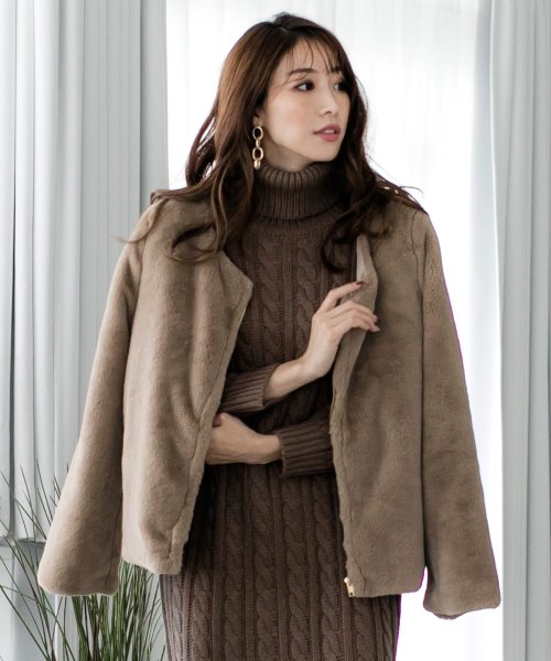 セール ボリュームフェイクファーショートコート ジャケット 即納 655 ジュリアブティック Julia Boutique Magaseek