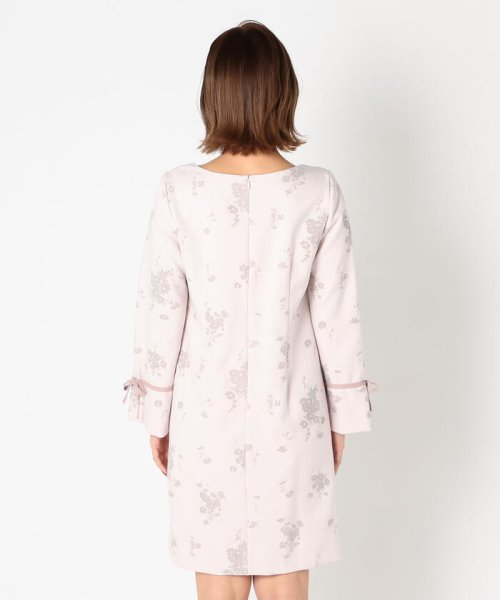 セール 75 Off フロッキー花柄サックワンピース ミッシュマッシュ Misch Masch Magaseek