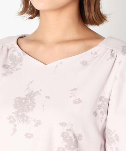 セール 75 Off フロッキー花柄サックワンピース ミッシュマッシュ Misch Masch Magaseek