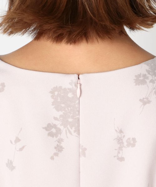 セール 75 Off フロッキー花柄サックワンピース ミッシュマッシュ Misch Masch Magaseek