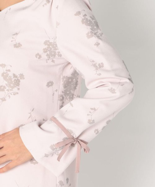 セール 75 Off フロッキー花柄サックワンピース ミッシュマッシュ Misch Masch Magaseek