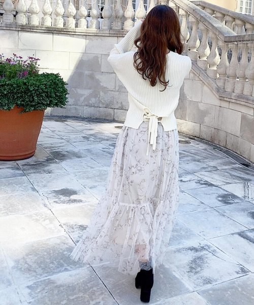 セール 66 Off 美人百花12月号掲載 線描き花柄チュールスカート ミッシュマッシュ Misch Masch Magaseek