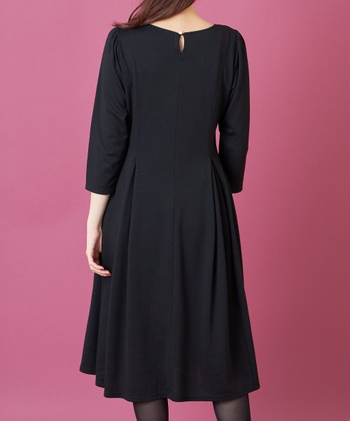 タック入りシンプルポンチワンピース トッコクローゼットリュクス Tocco Closet Luxe Magaseek