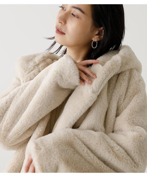 AZUL by moussy(アズールバイマウジー)/FLUFFY HOODIE SHORT COAT/img02