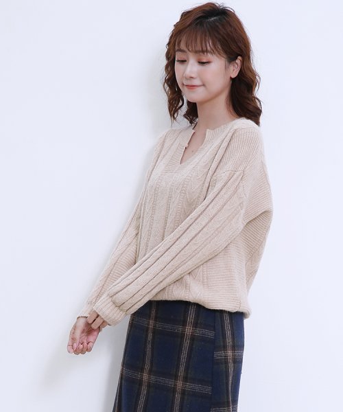 レディースファッション通販 秋新作 ニット セーター 秋 春 冬 レディース 長袖 トップス Vネック 花柄 おしゃれ エレガント シンプル To N639 ドゥーベル Doux Belle Magaseek レディースファッション通販 秋新作 ニット セーター 秋 春 冬 レディース 長袖 トップス Vネック 花柄 おしゃれ エレガント シンプル To N639 ドゥーベル Doux Belle Magaseek
