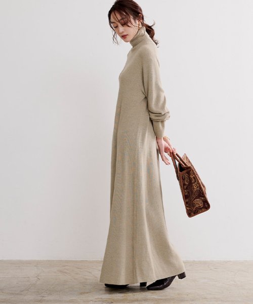 タートルネックセミフレアワンピース ユアーズ Ur S Magaseek