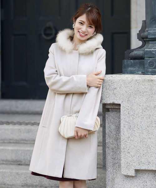 プールヴー Pourvous フォックスファーフードロングコート 秋冬 結婚式対応 冬 コート Magaseek プールヴー Pourvous フォックスファーフードロングコート 秋冬 結婚式対応 冬 コート Magaseek