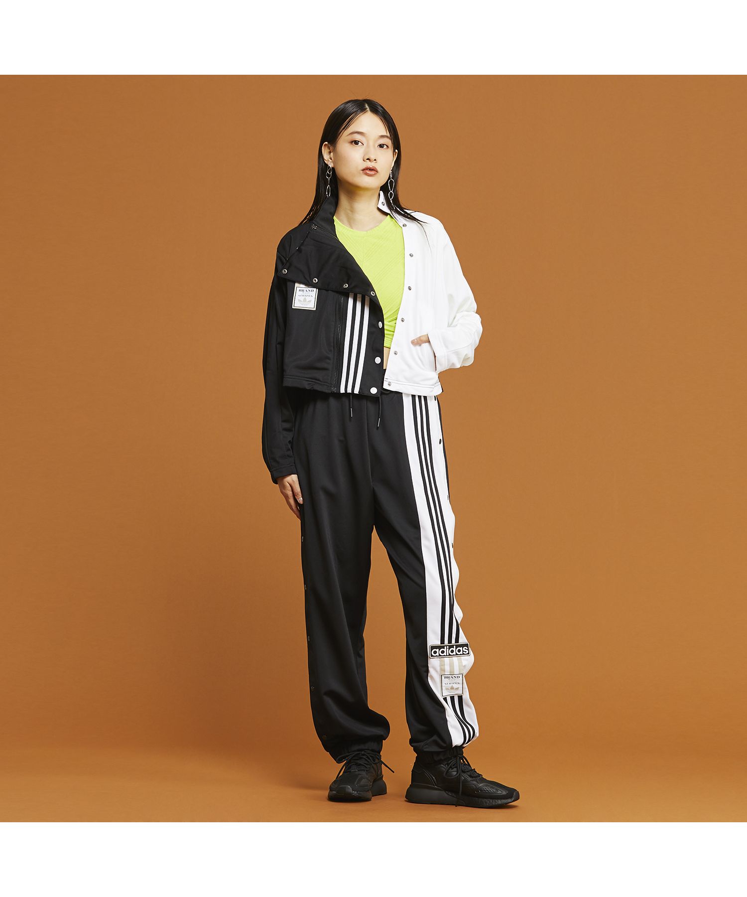 日本製 Mサイズ アディブレイクパンツ トラックパンツ adidas - その他