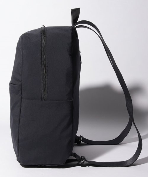 PATRICK STEPHAN(パトリックステファン)/Fabric backpack 'tofu'/img01