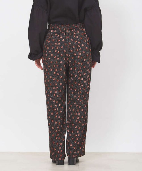 セール 30 Off Web 一部店舗限定 プリントイージーパンツ ルージュヴィフラクレ Rouge Vif La Cle Magaseek