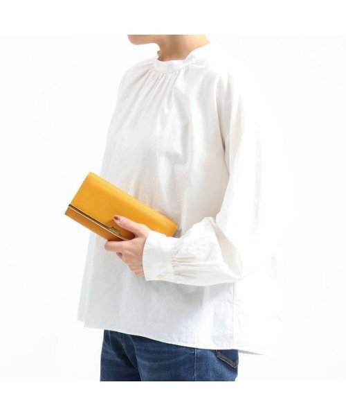 ツモリチサト 財布 tsumori chisato CARRY プットオンネコ 束入れ 長財布 本革 小銭入れ付き かわいい 日本製 57485 