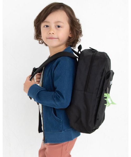 セール 58 Off 恐竜 リフレクター キーホルダー付 リュックサック M L スラップスリップ Slap Slip Magaseek