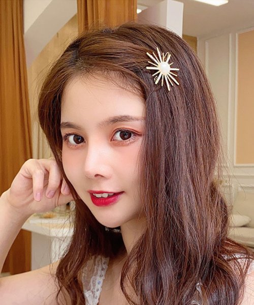 セール 28 Off キラキラヘアピン 太陽モチーフ ヘア留め ヘアアクセサリー ヘアピン 前髪 かわいい ゴールド オシャレ 髪飾り 上品 パーティー飾り セイヘイショップ Seiheishop Magaseek