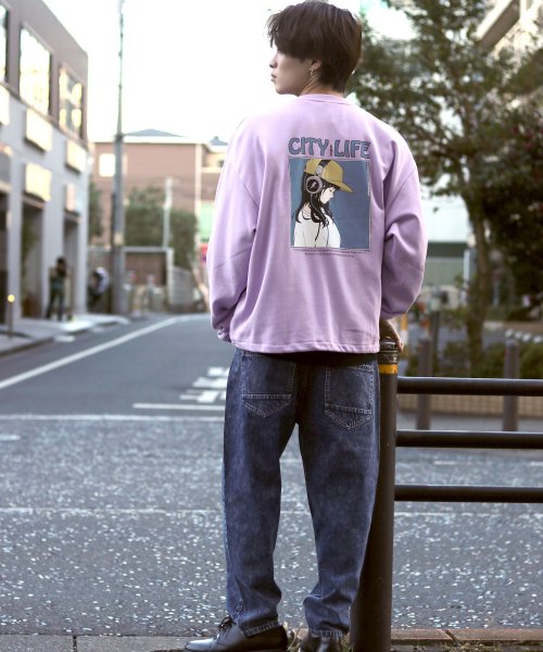 セール Salong Hameu イラストアートプリント スウェットトレーナー Salong Hameu Salong Hameu Magaseek