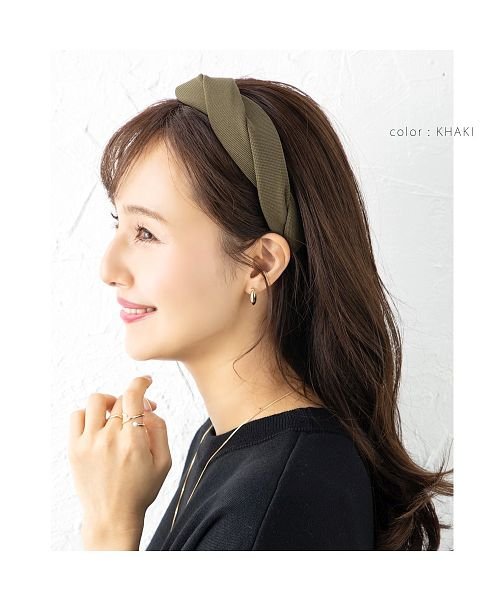 ナチュラルな風合いが大人可愛いツイストカチューシャ クリームドット Cream Dot Magaseek