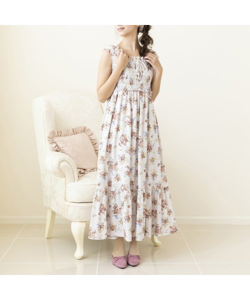 セール 30 Off Ouchi De Rose シャーリングマキシワンピース ローズティアラ Rose Tiara L Size Magaseek セール 30 Off Ouchi De Rose シャーリングマキシワンピース ローズティアラ Rose Tiara L Size Magaseek