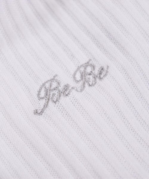 BeBe(ベベ)/プチ フリル ネック ハリヌキ スムース Tシャツ（90～150cm）/img04