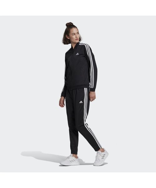 エッセンシャルズ 3ストライプス トラックスーツ Essentials 3 Stripes Track Suit アディダス Adidas Magaseek エッセンシャルズ 3ストライプス トラックスーツ Essentials 3 Stripes Track Suit アディダス Adidas Magaseek