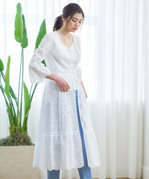 セール 60 Off ペーズリーレースロングワンピース アナイ Anayi Magaseek