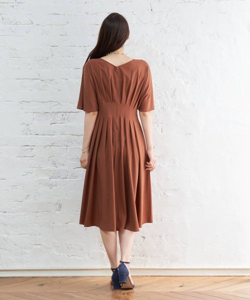 セール ポリエステルレーヨンタックワンピース アナイ Anayi Magaseek