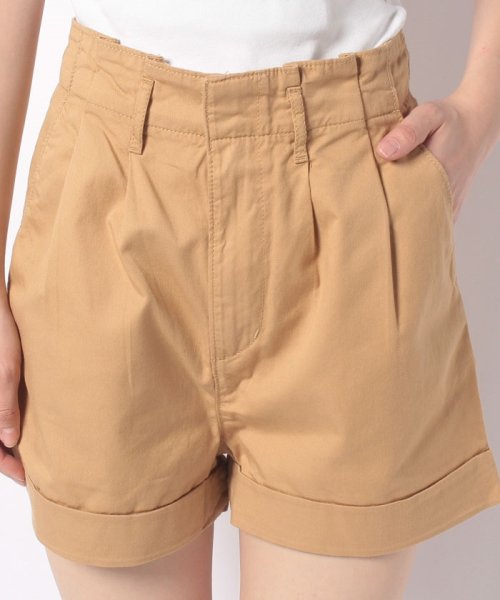 LEVI’S OUTLET(リーバイスアウトレット)/PLEATED TENCEL SHORT ICED COFFEE TENCEL/img03