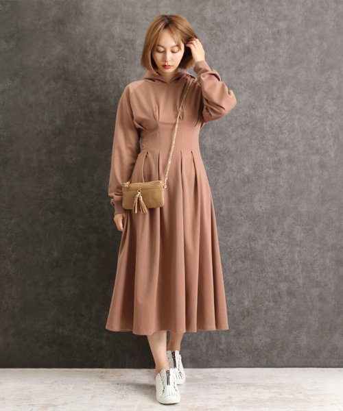 セール タックウェストパーカーワンピース マーサ Martha Magaseek