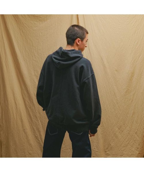 Levi's(リーバイス)/LR HOODED SWEATSHIRT CAVIAR/img03