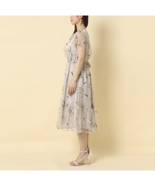 スズランチュール刺繍ワンピース レディースファッション 阪急百貨店公式通販 Hankyu Fashion