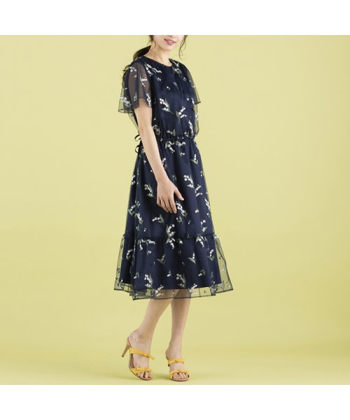 スズランチュール刺繍ワンピース レディースファッション 阪急百貨店公式通販 Hankyu Fashion