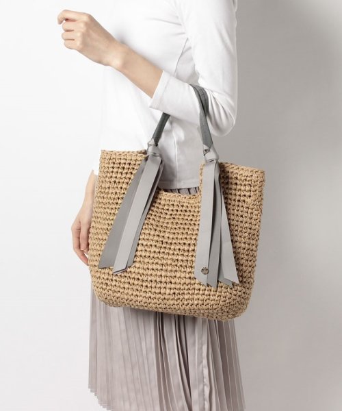 セール カシュカシュ Cache Cache カシュカシュ Cachecache コンビカラー下がりリボン手編みトートバッグ Magaseek