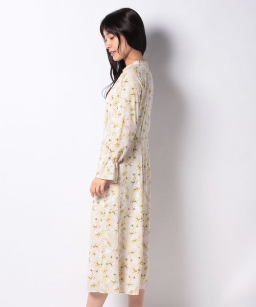 セール ドットフラワープリントワンピース ベイクルーズグループアウトレットレディース Baycrew S Group Ladies Outlet Magaseek