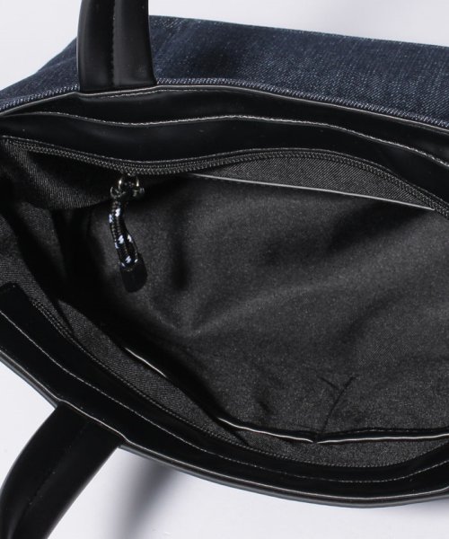 Cecil Mcbee Logo Basic Travel トートバッグ Cm セシルマクビー バッグ Cecil Mcbee Magaseek Cecil Mcbee Logo Basic Travel トートバッグ Cm セシルマクビー バッグ Cecil Mcbee Magaseek
