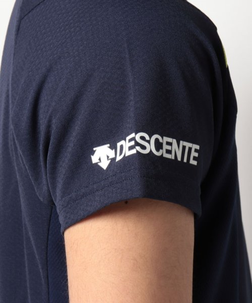 DESCENTE(デサント)/【VOLLEYBALL】半袖ライトゲームシャツ/img05