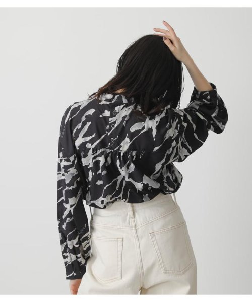 AZUL by moussy(アズールバイマウジー)/MARBLE PATTERN BLOUSE/img02