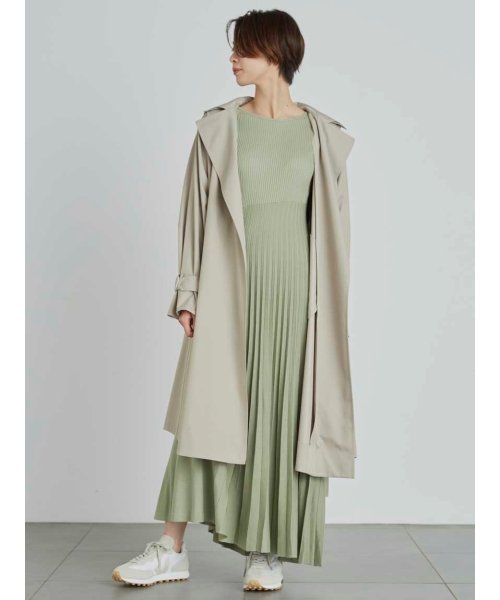 Emmi Atelier アシンメトリーニットワンピース レディースファッション 阪急百貨店公式通販 Hankyu Fashion