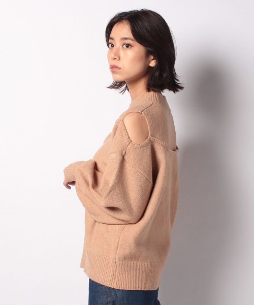 NICE CLAUP OUTLET(ナイスクラップ　アウトレット)/【natural couture】ショルダースリットブークレーニット/img01