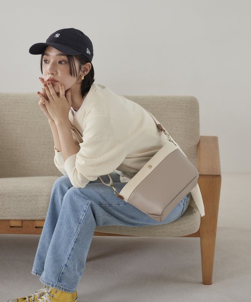 【VERY 10月号掲載】【Breath TOPKAPI】ブレス トプカピ RIPPLE リプル スリム レディース ミニショルダー バッグ【キズ にも強い】 