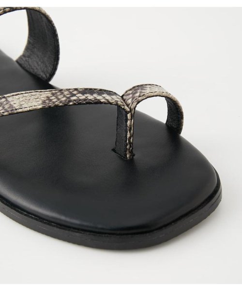 AZUL by moussy(アズールバイマウジー)/ASYMMETRY THONG SANDALS/img19
