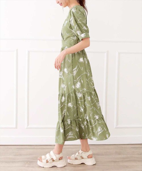 セール 50 Off チューリップ柄ロングワンピース チル Chille Magaseek