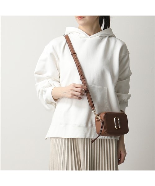  Marc Jacobs(マークジェイコブス)/【MARC JACOBS(マークジェイコブス)】M0016805 THE SOFTSHOT 17 ショルダーバッグ ポシェット 鞄 207/MILK－CHOCO/img02