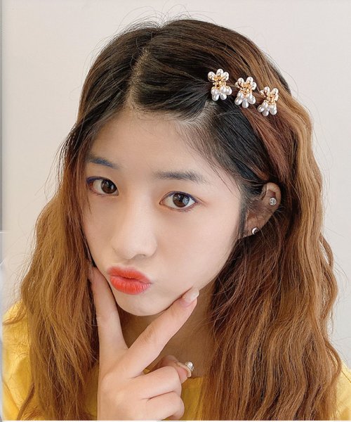セール ミニヘアクリップ バンスクリップ 花 パール 1個入り ヘア留め ヘアアクセサリー 前髪 かわいい オシャレ 髪飾り ショッピングゴー Shoppinggo Magaseek
