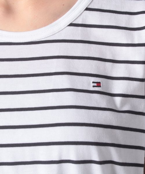 クーポン セール 30 Off Angela レギュラーストライプ半袖ワンピース トミーヒルフィガー Tommy Hilfiger Magaseek