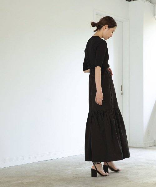 marjour(マージュール)/MONOTONE TIERED SKIRT/img13