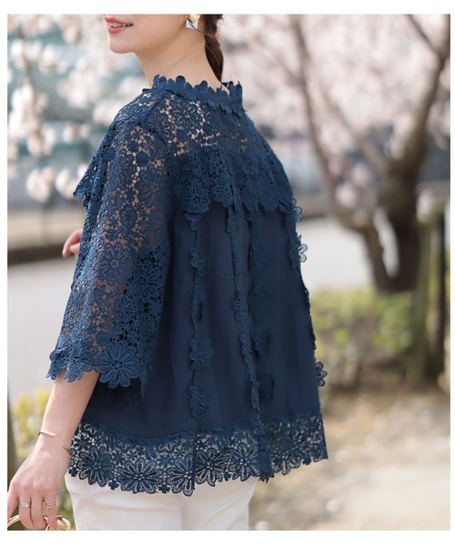 Sawa a la mode(サワアラモード)/花刺繍レースが可愛らしいふんわりブラウス/img21