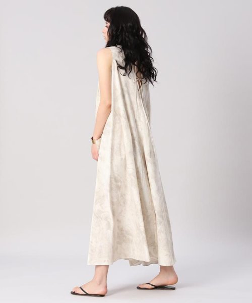 セール 70 Off Ined30th スタイリスト 辻直子コラボ マーブルプリントワンピース 辻直子さん着用レングス 132cm イネド Ined Magaseek
