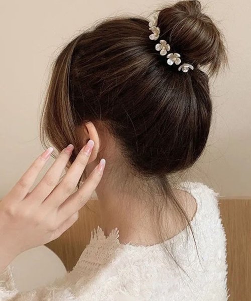 セール 30 Off お団子ヘア シニヨン ヘアアレンジスティック ヘアピン 簡単 真珠 ヘアメーカー ヘアアクセサリー 髪飾り 上品 パーティー飾り 韓国ファッション セイヘイショップ Seiheishop Magaseek