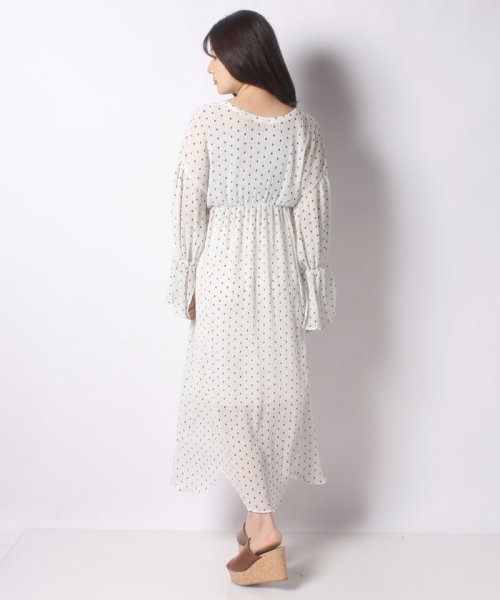 セール Who S Who Chico ドット2wayロングワンピース フーズフーチコ Who S Who Chico Magaseek